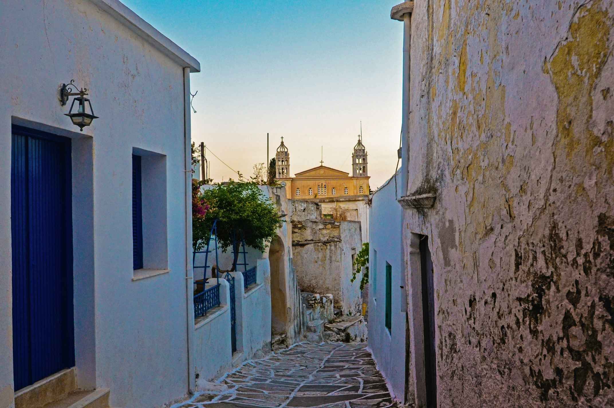 Paros